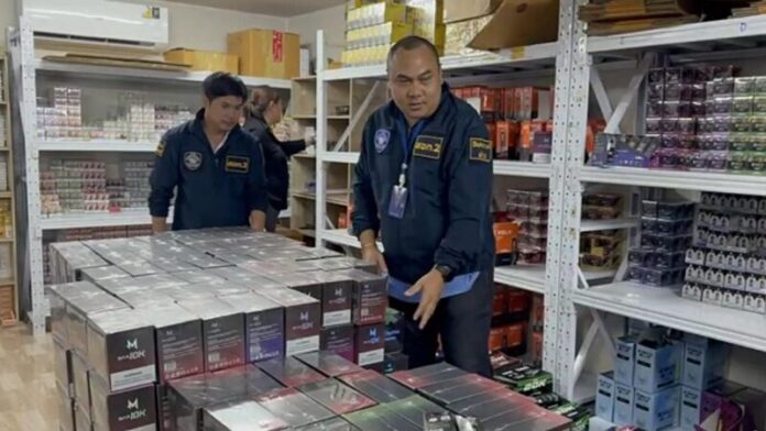 Thai police bust major online vaping network in Bangkok | News by Thaiger
