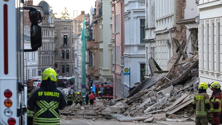 Rescuers search for 3 missing after German building collapse possibly caused by gas explosion