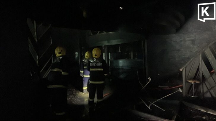 Fire reignites at popular Rangsit pub after blaze