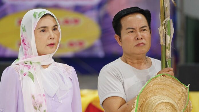 เบื้องหลังมายา