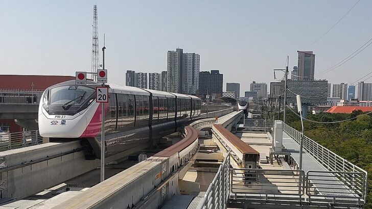 MRTA pushes ahead with four new Bangkok rail projects