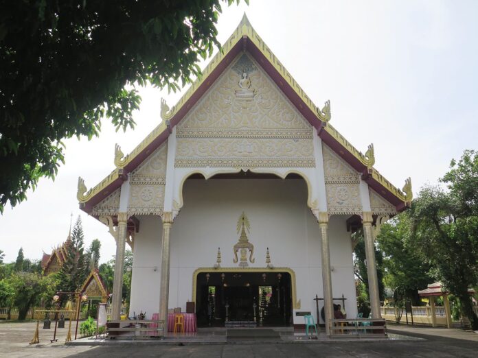เที่ยววัด-วันหยุด