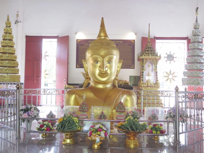 เที่ยววัด-วันหยุด