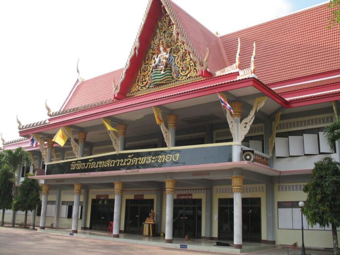 เที่ยววัด-วันหยุด