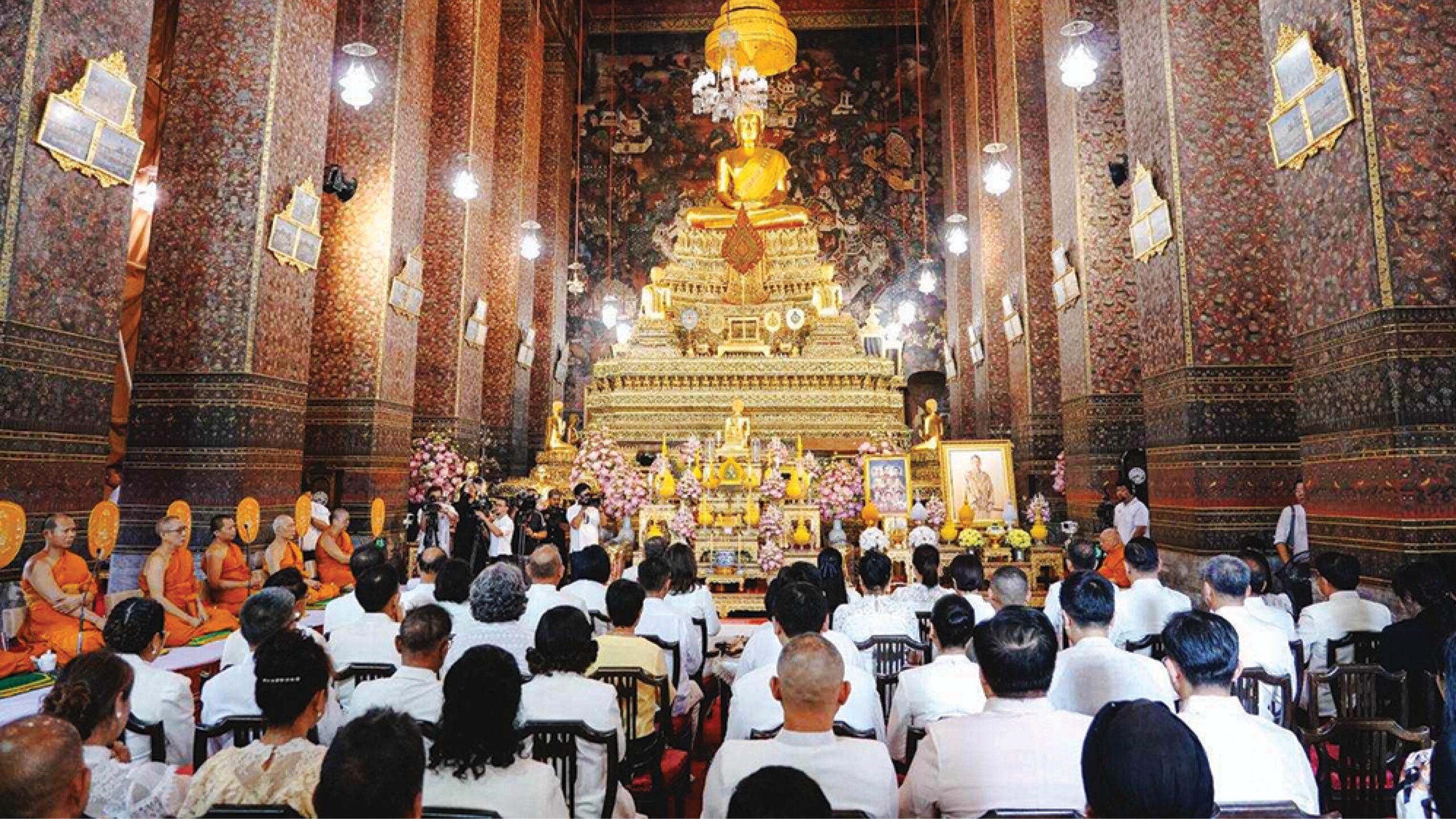 สดจากหน้าพระ – อุทิศถวาย-ใต้ร่มพระบารมี  244 ปี กรุงรัตนโกสินทร์