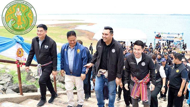 เกษตรฯ ลงพื้นที่กาฬสินธุ์ เร่งแก้ภัยแล้ง ดัน “ข้าวเขาวง” สร้างรายได้ชุมชน