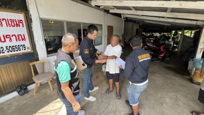 Ancient Khmer fortune teller arrested for 1.7 million baht ritual scam | News by Thaiger
