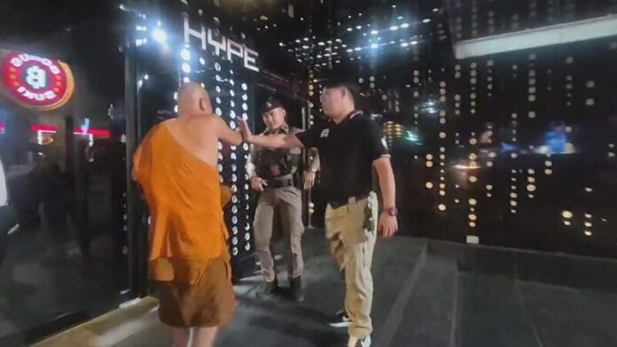 Udon Thani monk defrocked after drunk bar run | News by Thaiger