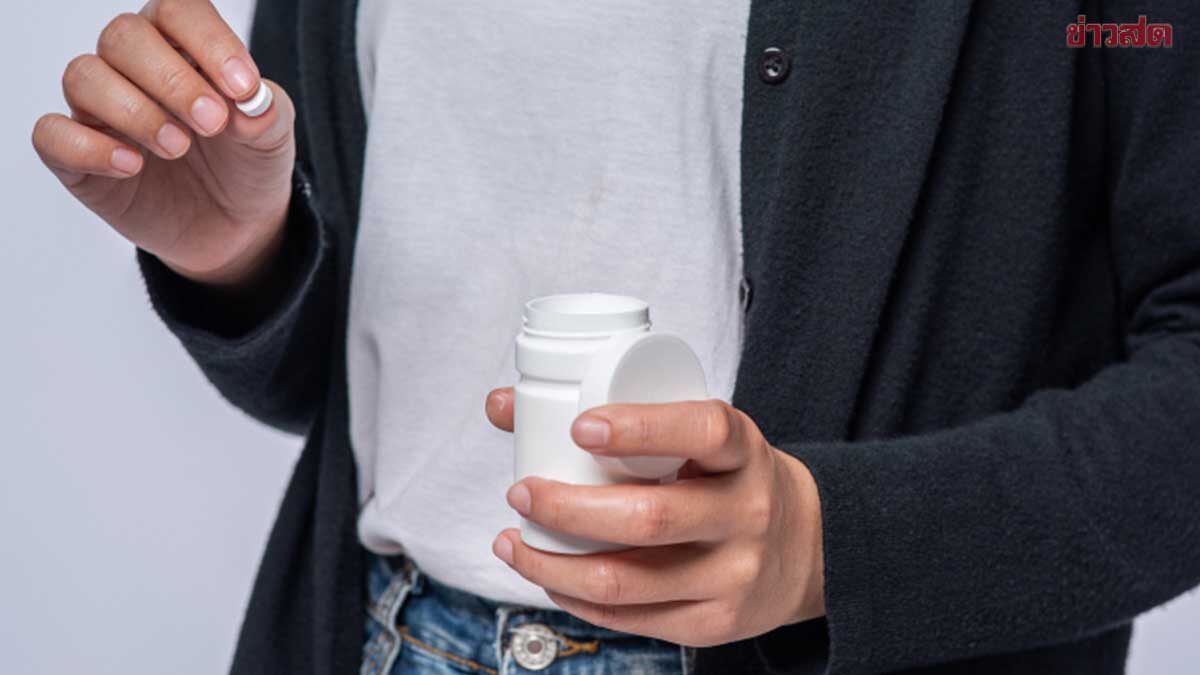 Nutritionists warn: discard these 3 items immediately after opening supplement bottles, keeping them only increases moisture absorption