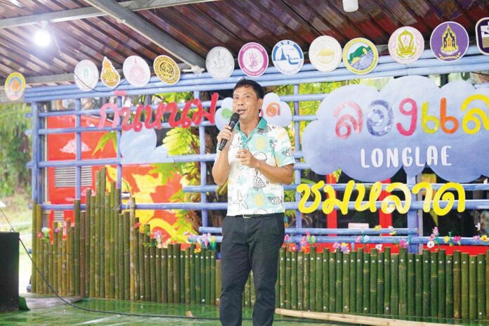 สดจากหน้าพระ - ชิมหนม ชมหลาด ตักบาตร ‘@หลาดลองแล-ตะกั่วทุ่ง’