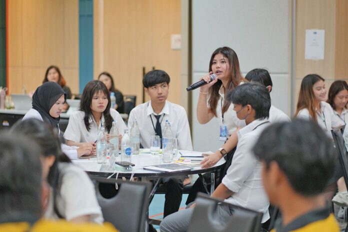 สดจากเยาวชน