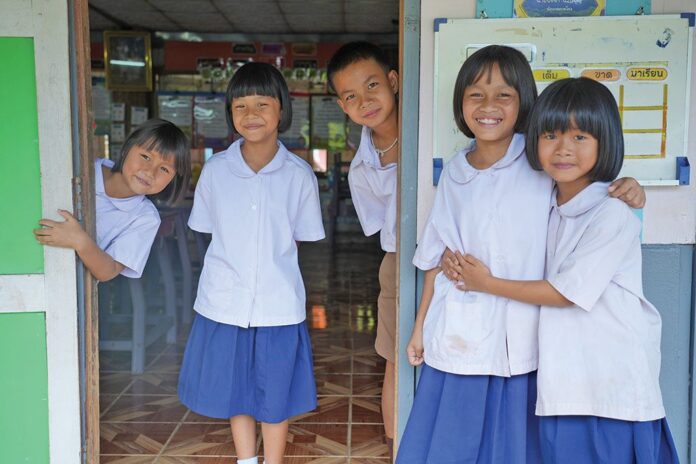 สดจากเยาวชน