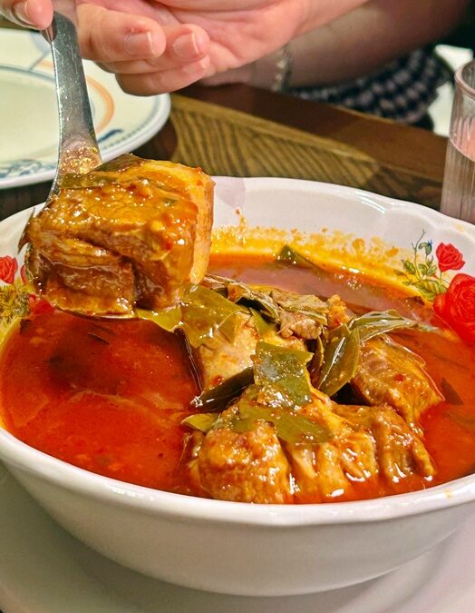 ศรีตราด ที่ห้องของศรี รสแท้ต้นตำรับภาคตะวันออก