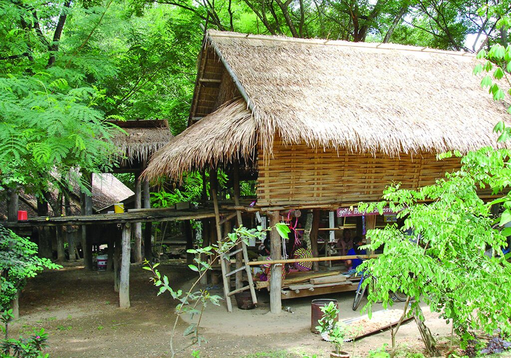 สดจากเยาวชน - สายใยที่โหยหา เรือนโผล่งที่จากลา