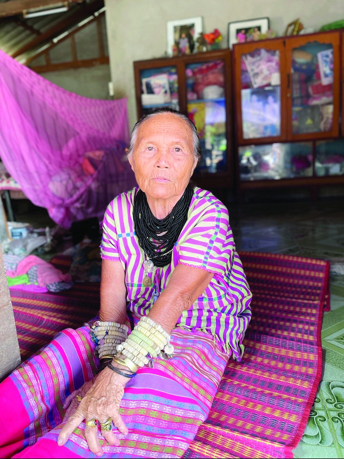 สดจากเยาวชน - เยี่ยมบ้านโผล่ง ย่ายายสบายดี