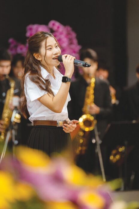 สดจากเยาวชน
