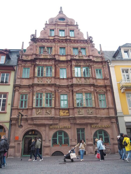 หลาก&หลายท่องเที่ยว