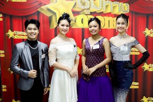 เฮลั่น! นก บริพันธ์ บุกสิงห์บุรี มอบทอง 1 ล้านถึงบ้านผู้โชคดี
