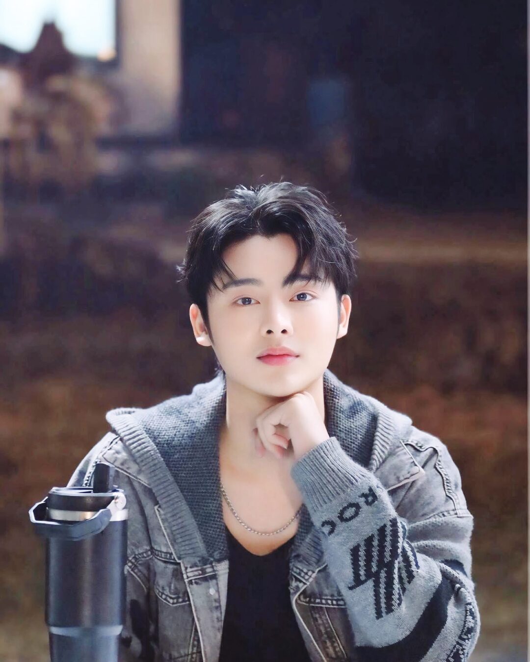 จับกระแสลูกทุ่ง