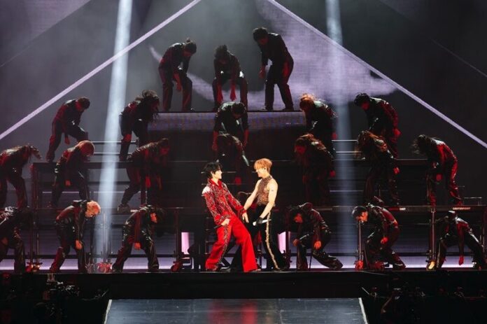 4 มหาเทพรวมพลัง! THE TITANS CONCERT สร้างตำนานคอนเสิร์ตแห่งปี