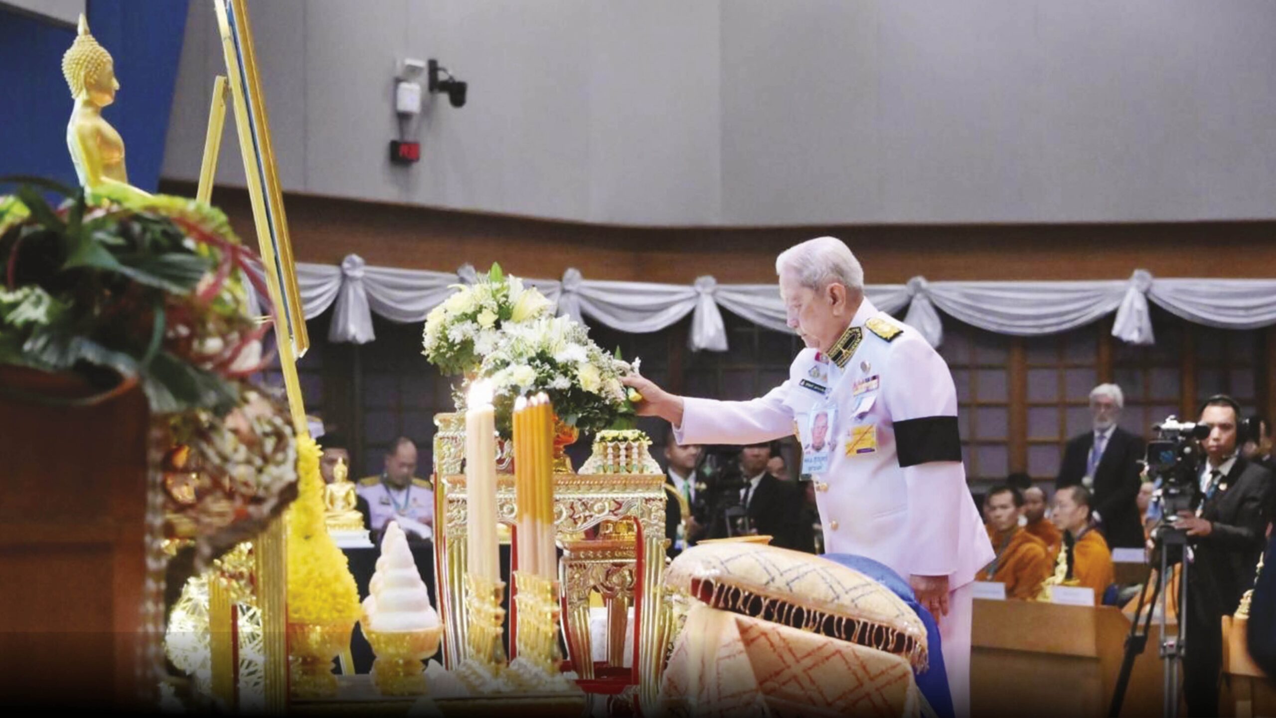 สดจากหน้าพระ – โปรดเกล้าฯประธานองคมนตรี เปิดงานวันวิสาขบูชาโ
