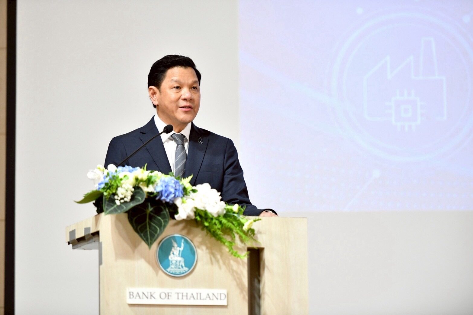 ‘วิทัย’ เตือนภูมิรัฐศาสตร์เขย่าเศรษฐกิจ ชี้ไทยต้องเร่งสร้างภ