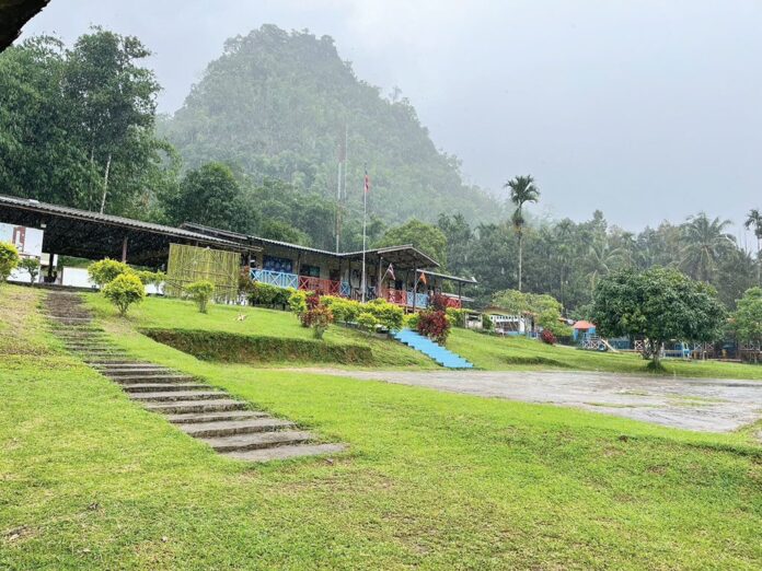 สดจากเยาวชน