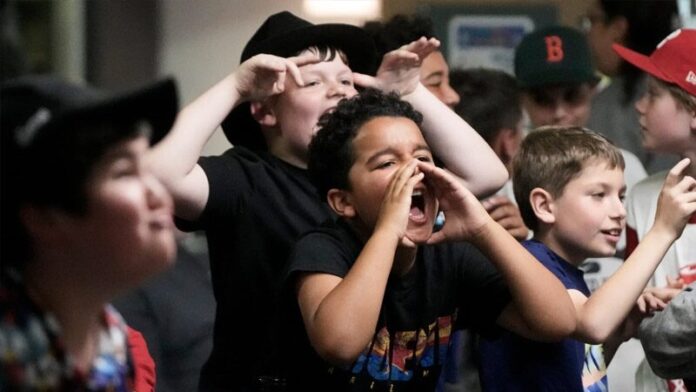Fans react