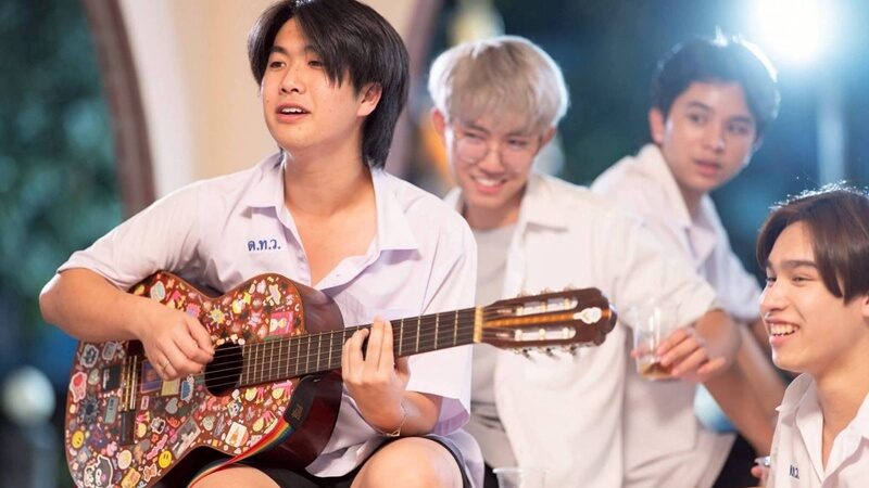 เดซี่ จรินธรณ์