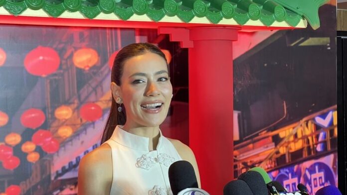 คิม มั่นใจเปิดปุ๊บติดปั๊บ เป็นแม่พันธ์ดี อวดหุ่นเซ็กซี่ ญาญ่า ตกใจถาม อย่าบอกนะว่า 
