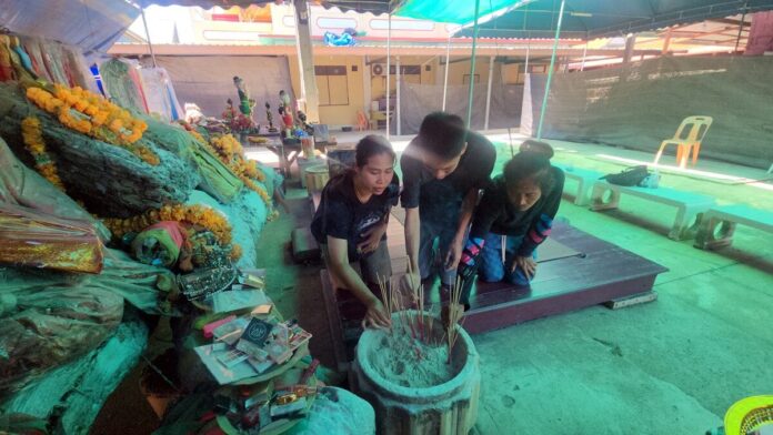 แม่ตะเคียนโบราณ