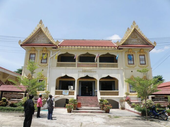 ข่าวสดพระเครื่อง - วัตถุมงคลเหรียญรูปเหมือน หลวงปู่เหรียญ วัดหนองบัว
