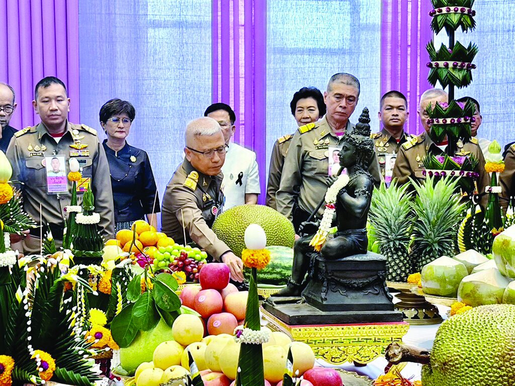 ปักหมุดศิลปวัฒนธรรม - บวงสรวงเทพยดาครู โขนรามเกียรติ์‘สีดา’