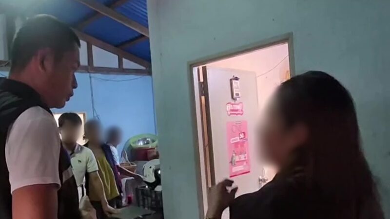 เสียชีวิตในห้องนอน