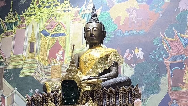 หลวงพ่อปากแดง