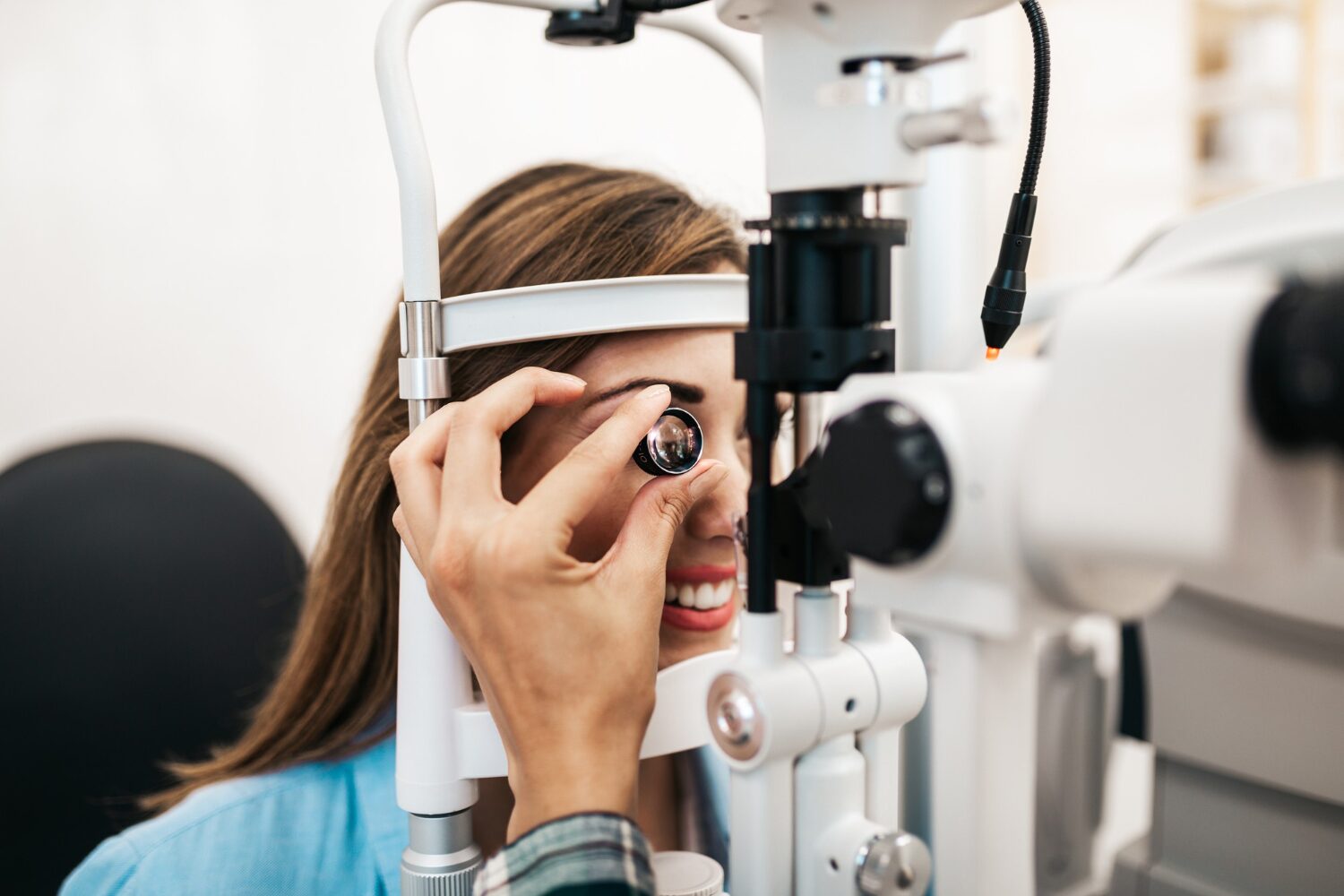 Optometrist ตรวจสายตา