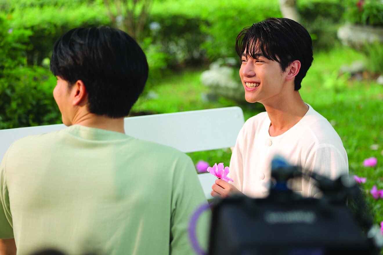 อาทิตย์ใส - ‘อิน-องศา’จับคู่เคมีปัง! ต่างเชื่อใจพาซีรีส์‘อรุณรุ่ง’ดัง