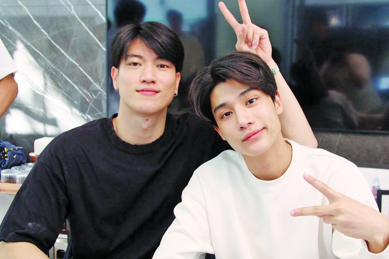 อาทิตย์ใส - ‘อิน-องศา’จับคู่เคมีปัง! ต่างเชื่อใจพาซีรีส์‘อรุณรุ่ง’ดัง