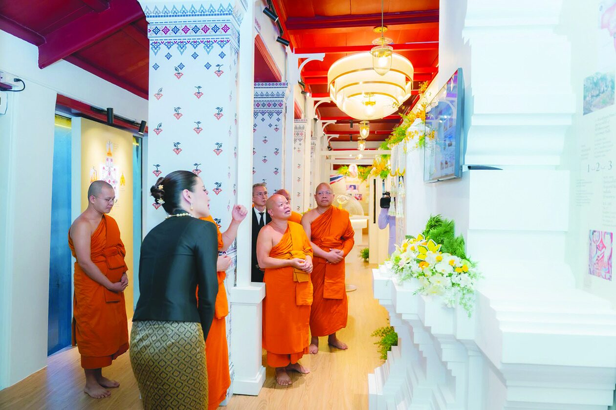 สดจากหน้าพระ - ‘ท่านผู้หญิงอรอนงค์’ประธาน เปิดศูนย์มรดกโลกมรดกธรรม