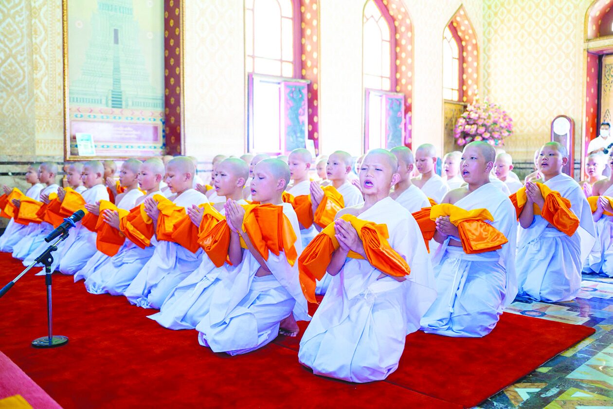 สดจากหน้าพระ - อุปสมบทราษฎรบนพื้นที่สูง สานต่อ‘โครงการธรรมจาริก’