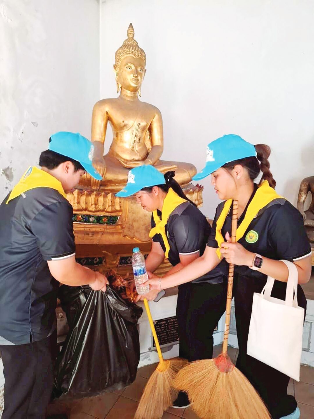 สดจากหน้าพระ
