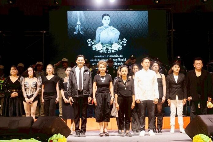 ชุมทางดาวทอง บุกวัดทับกระดาน รำลึก 34 ปี “พุ่มพวง ดวงจันทร์”