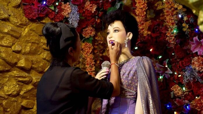 ชุมทางดาวทอง บุกวัดทับกระดาน รำลึก 34 ปี “พุ่มพวง ดวงจันทร์”