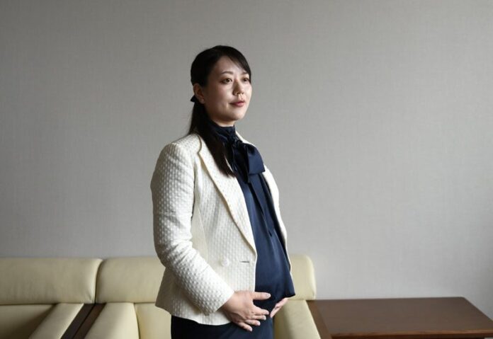 โชโกะ คาวาตะ นายกเทศมนตรีเมืองยาวาตะ จังหวัดเกียวโต วัย 35 ปี