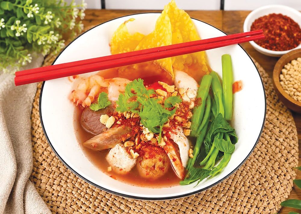 อิ่มอร่อย - ‘เย็นตาโฟพรรณี’ไทรน้อย จัดเต็ม-เครื่องแน่นทะลุชาม
