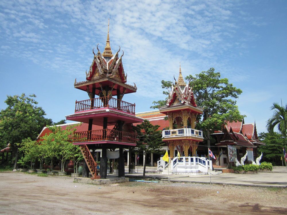 ข่าวสดพระเครื่อง - เหรียญรุ่นแรกหลวงพ่อเปลี่ยน วัดชัยมงคล จ.สมุทรสาคร