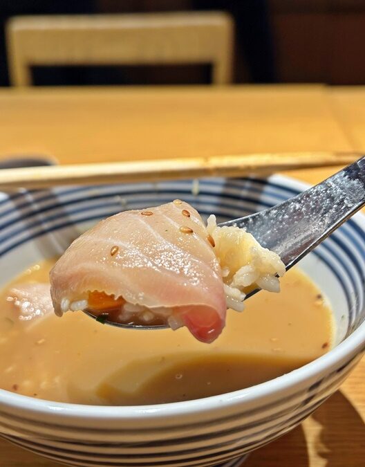 Tsujihan (ซึจิฮัน) ข้าวด้งภูเขาไฟ ร้านดังญี่ปุ่นแลนดิ้งไทย
