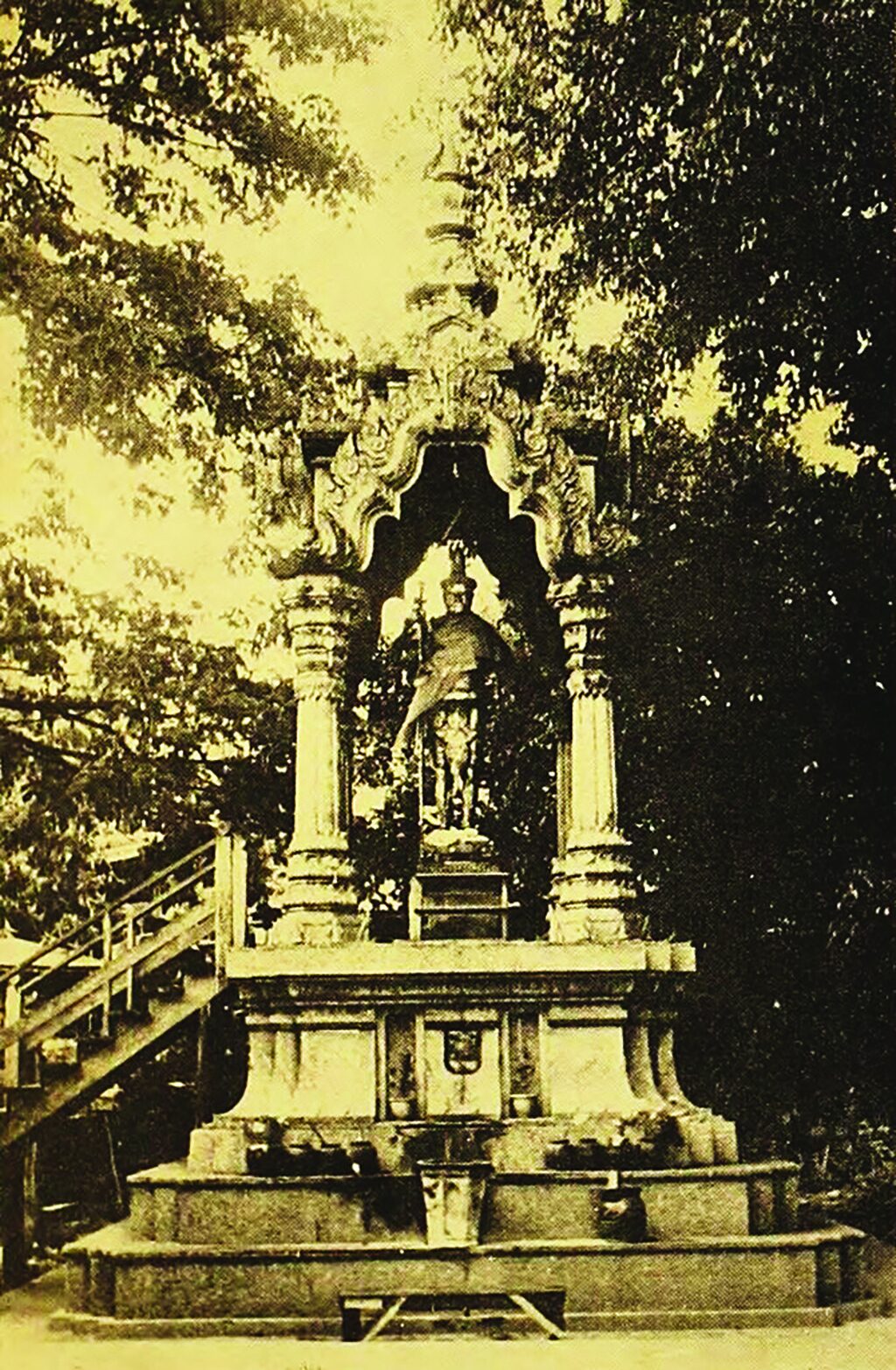 ชวนกันมาพากันมู(เตลู) - ศาลท้าวหิรัญพนาสูร ร.พ.พระมงกุฎเกล้า