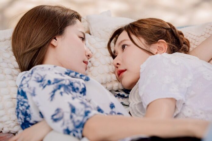 เรื่องย่อ โซ่รักอัคนี น้ำหนึ่ง-เนย เปิดศึกสุดป่วน ชวนลุ้นโมเมนต์ จากคู่กัดสู่คู่รัก