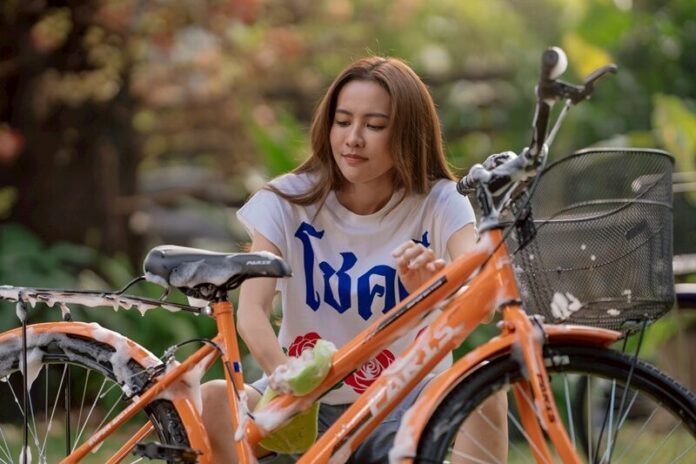 เรื่องย่อ โซ่รักอัคนี น้ำหนึ่ง-เนย เปิดศึกสุดป่วน ชวนลุ้นโมเมนต์ จากคู่กัดสู่คู่รัก